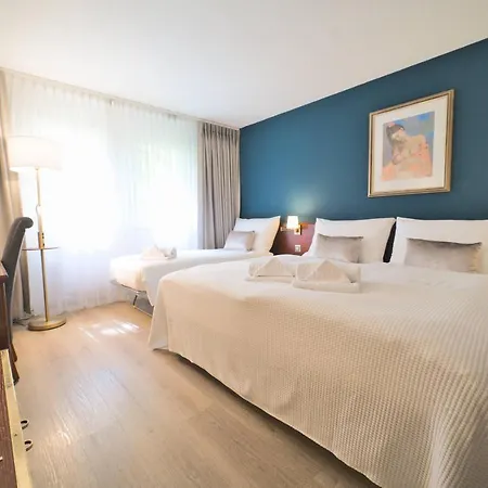 Готель Tulip Beaulieu